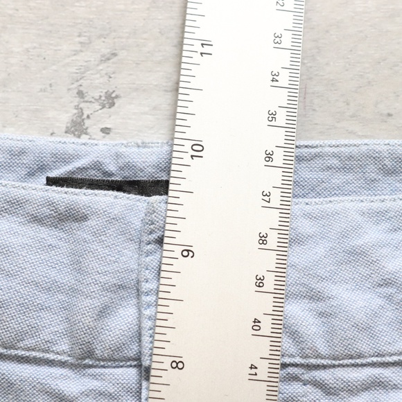 A.P.C. LIGHT BLUE COTTON MID-RISE SHORTS - Picture 5 of 7